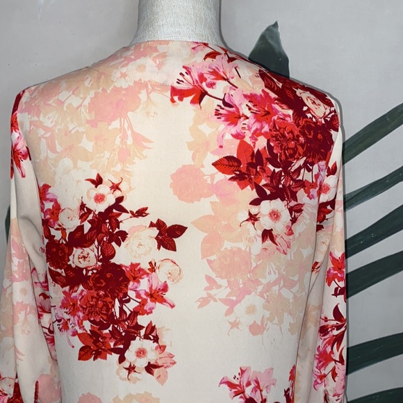 Rose & Olive Floral 3/4 Sleeve Blouse - Picture 7 of 11